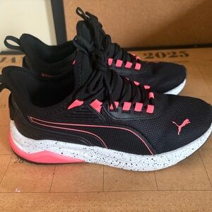 Puma Black and Pink Athletic Shoes with Mesh Upper